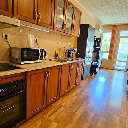 House Apartament Burgas City